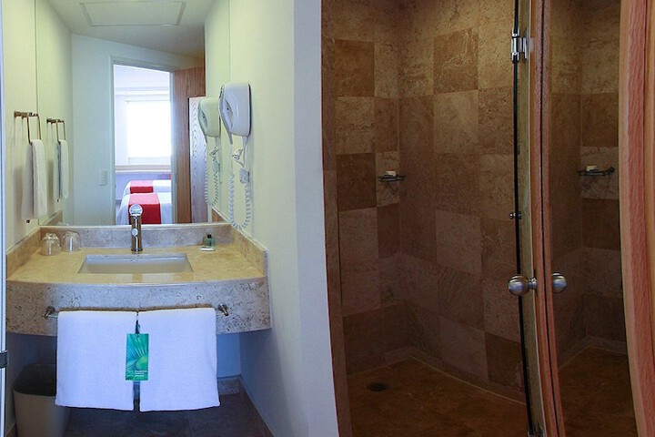 Room 23 of 61