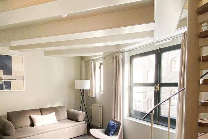 Room 40 of 57