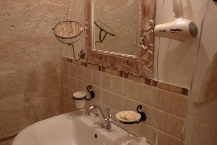 Clean Restrooms