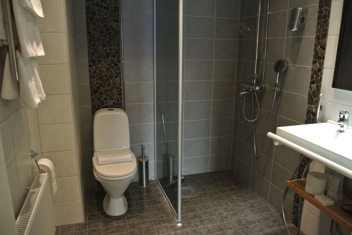 Room 40 of 87