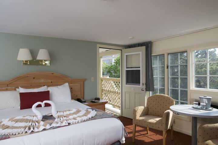 Room 12 of 87