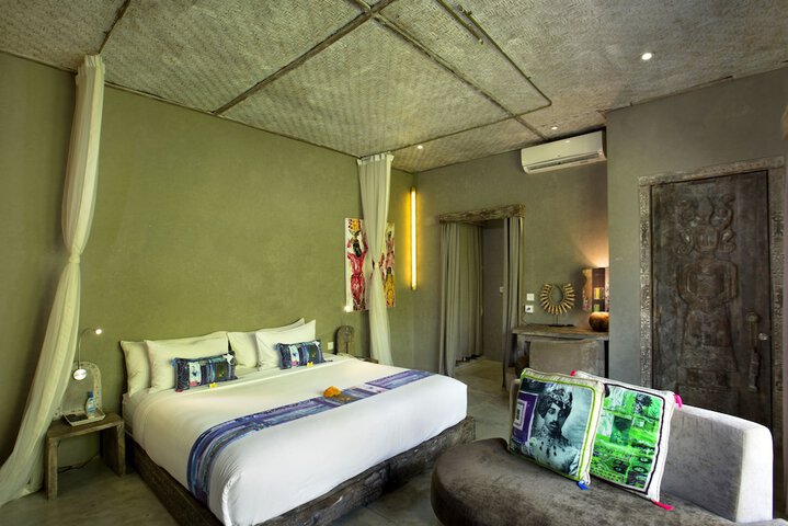 Room 58 of 227