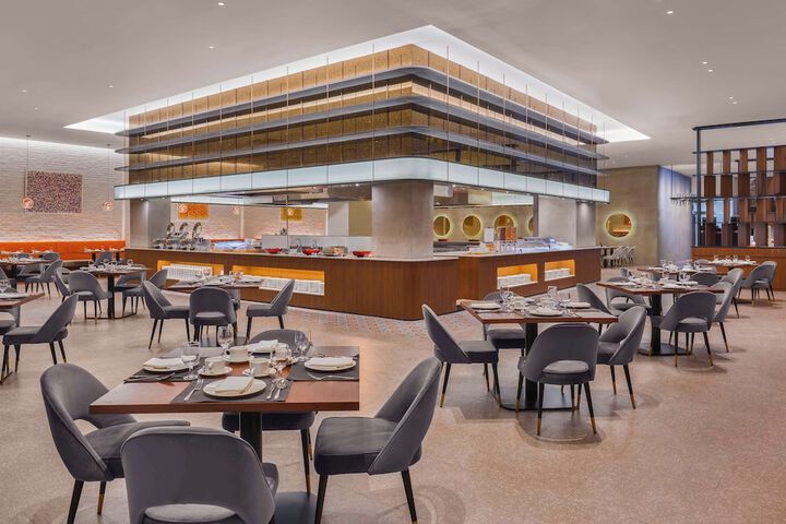 Dining 59 of 87