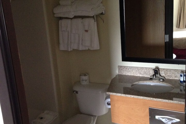 Room 42 of 60