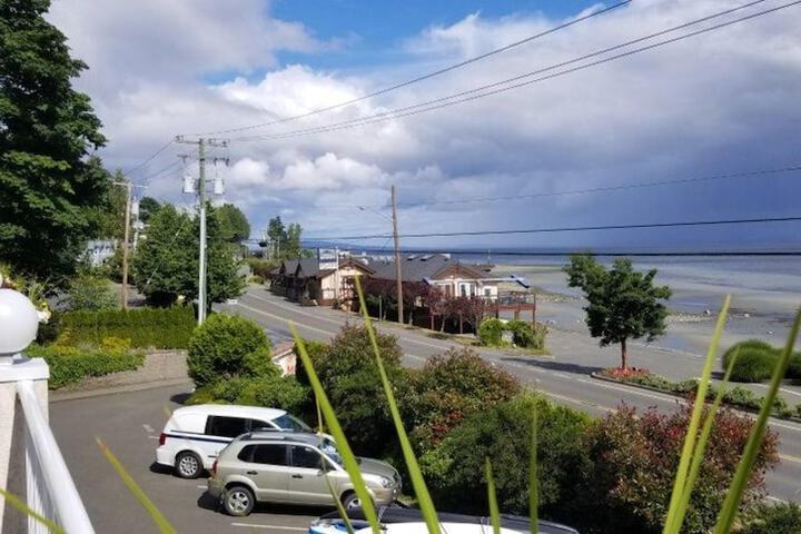 Beach/ocean view
