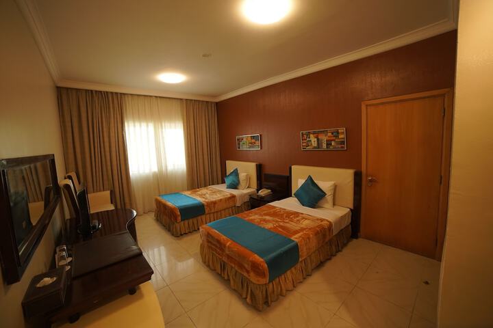 Room 19 of 35
