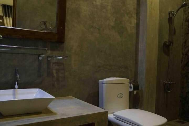 Room 22 of 60