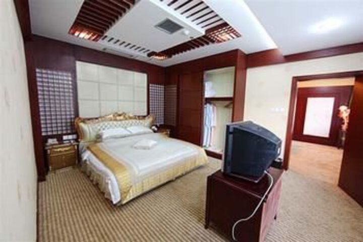 Room 22 of 58
