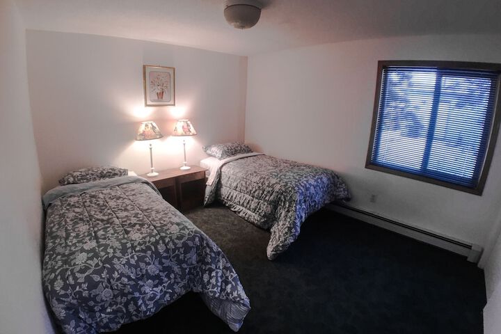 Room 3 of 17
