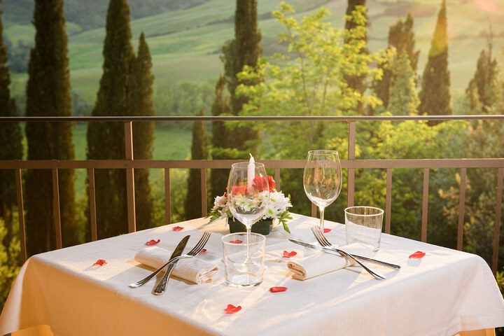 Dining 193 of 225
