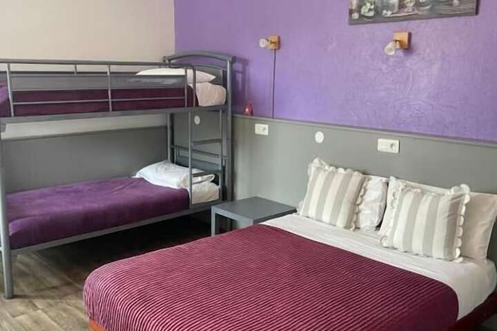 Room 37 of 87