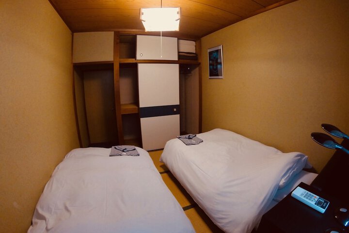 Room 10 of 54