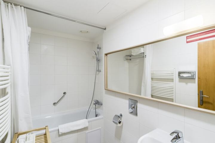 Bath Interior