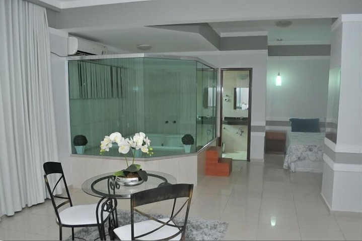 Room 7 of 23