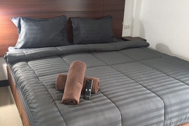 Room 12 of 52