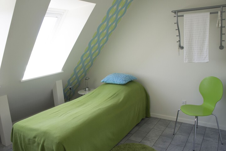 Room 9 of 40