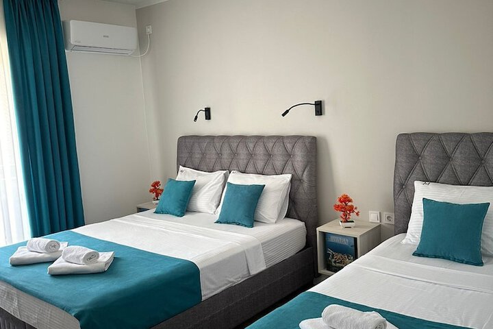 Room 10 of 51