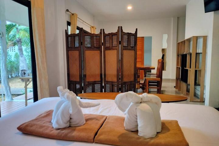 Room 29 of 94