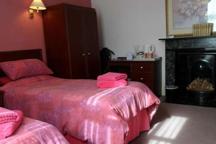 Room 5 of 21