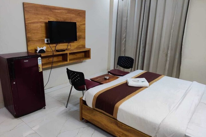 Room 18 of 31