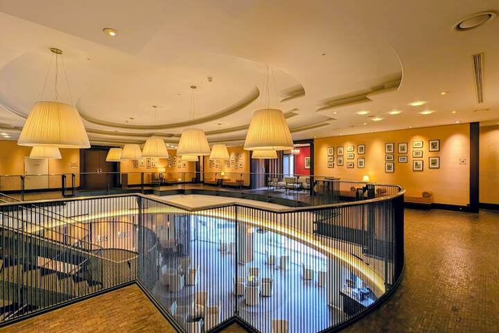 Hotel Interior 4 of 110