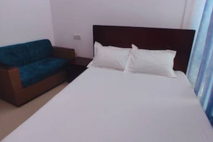 Room 13 of 117