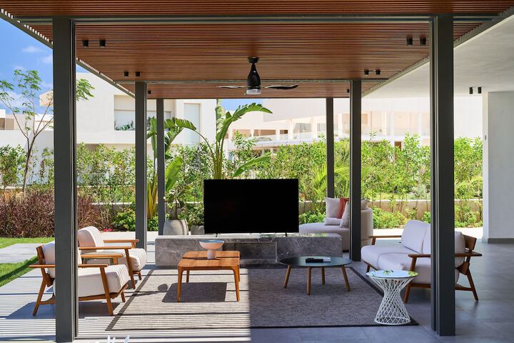 Terrace/Patio 86 of 136