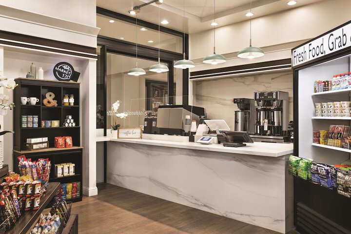 Snack bar