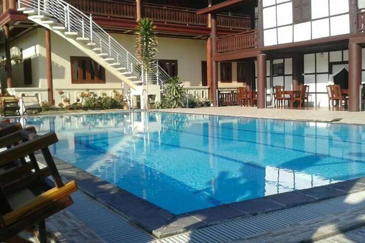 Pool 7 of 11