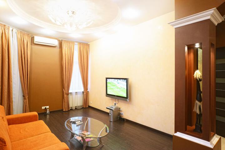 Room 19 of 37