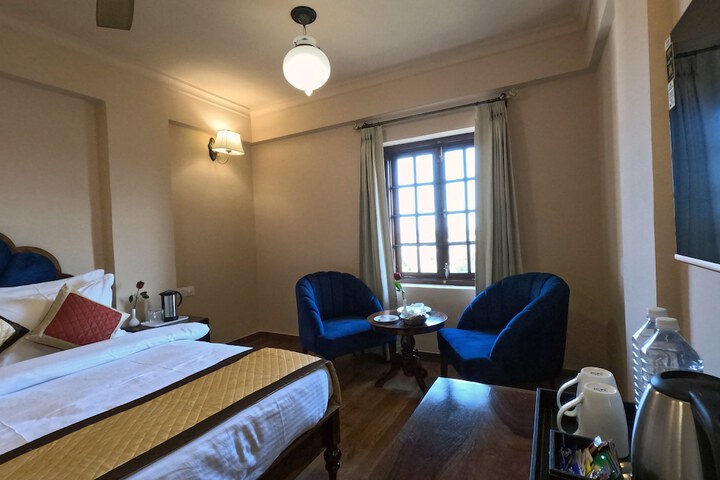 Room 10 of 41