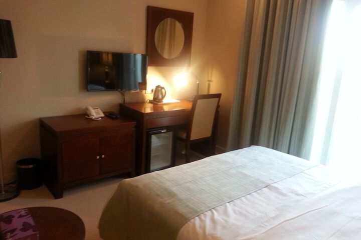 Room 42 of 61