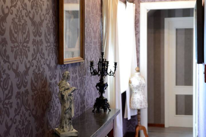 Room 7 of 21