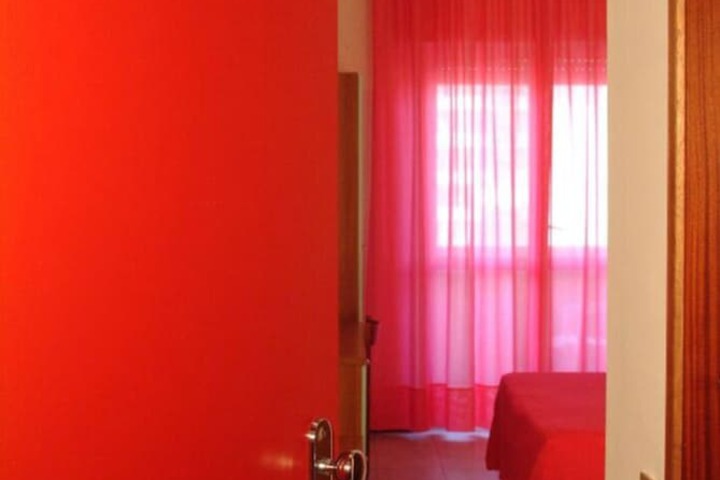 Room 5 of 15