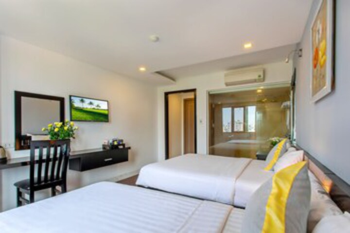 Room 47 of 94