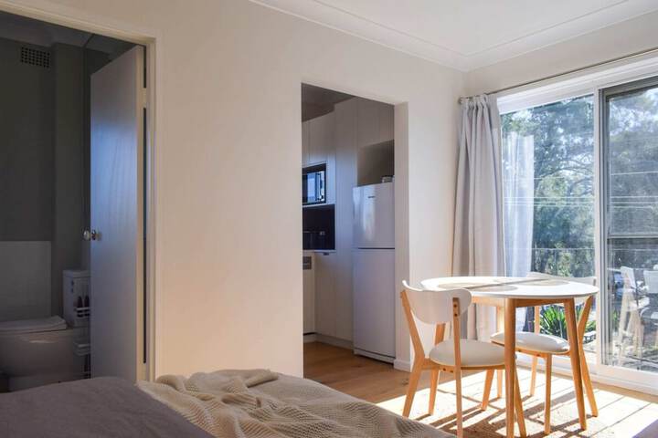 Room 9 of 24