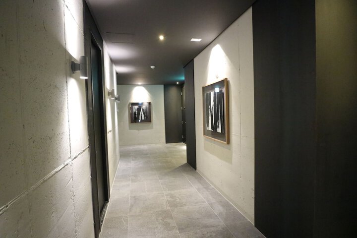 Ballroom/Hall 38 of 43