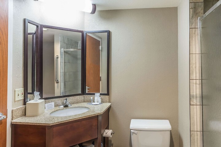 Bathroom shower