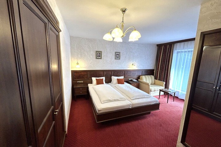Room 40 of 119
