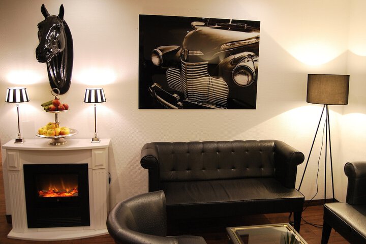 Guest Lobby