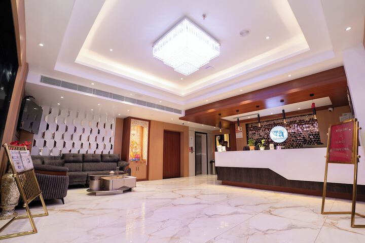 Hotel Interior 3 of 174