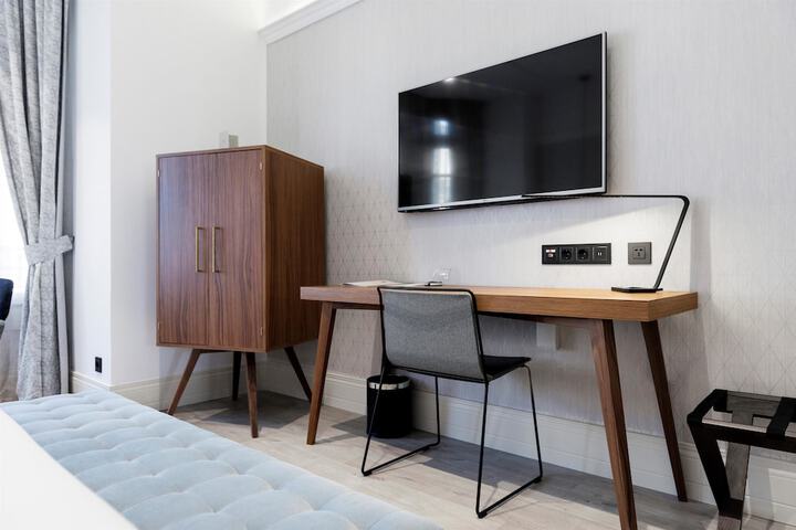 Room 16 of 113