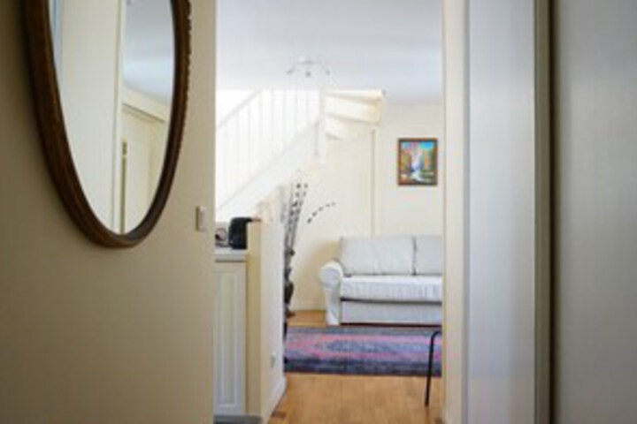 Room 9 of 17