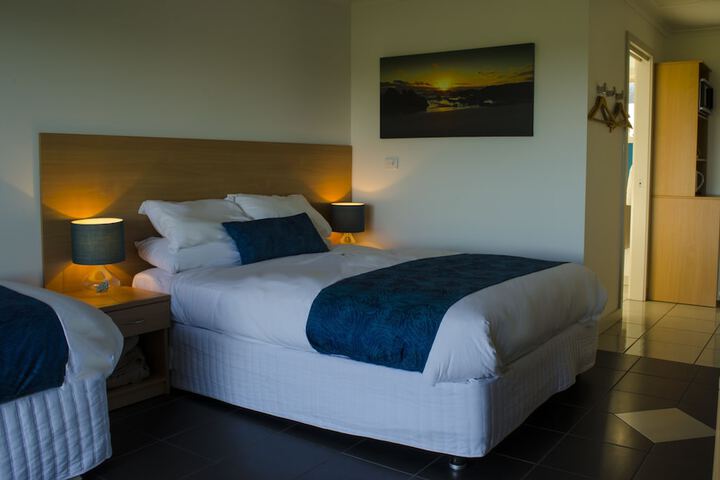 Room 4 of 53