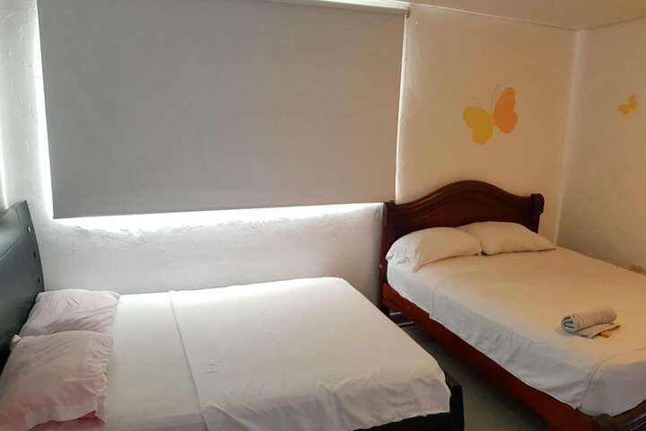 Room 15 of 25
