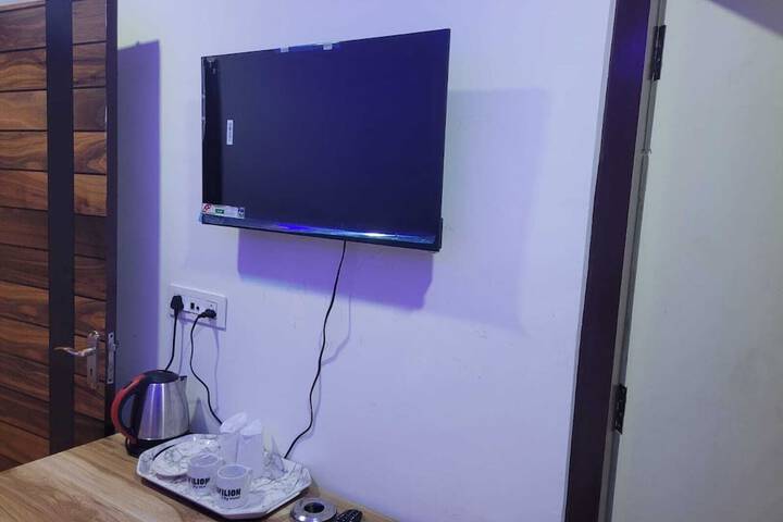 Room 21 of 30
