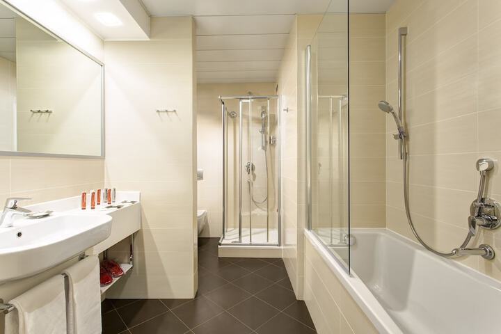 Bath Interior