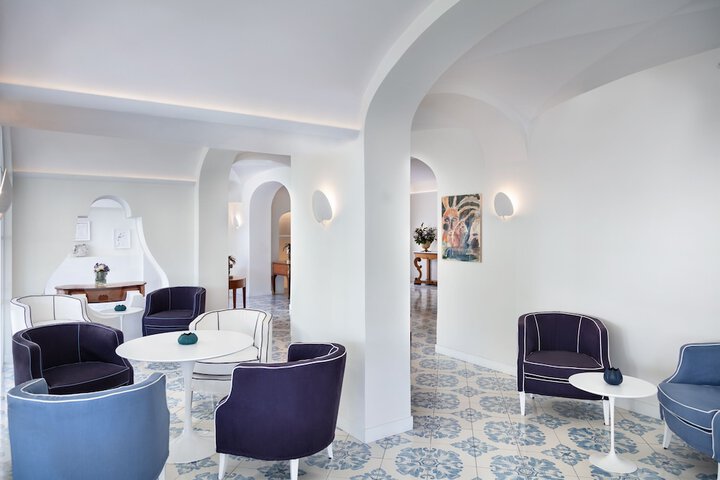 Hotel Interior 4 of 111