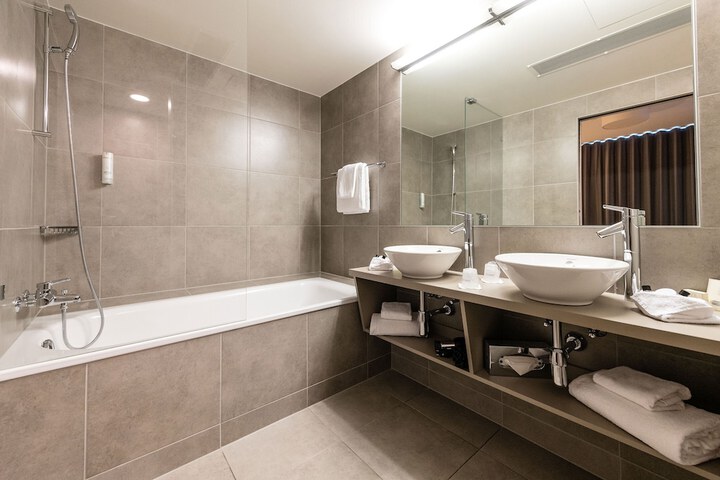 Bath Photo