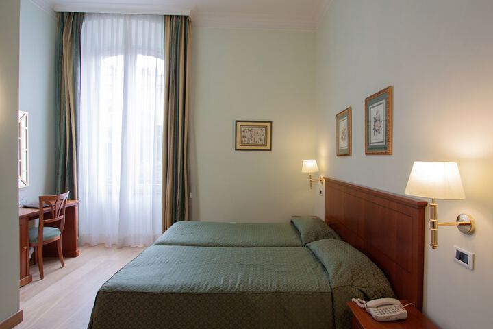 Room 11 of 53